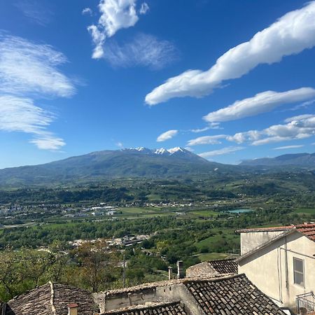 Palazzo De Fabritiis Bed and Breakfast Rosciano  Buitenkant foto